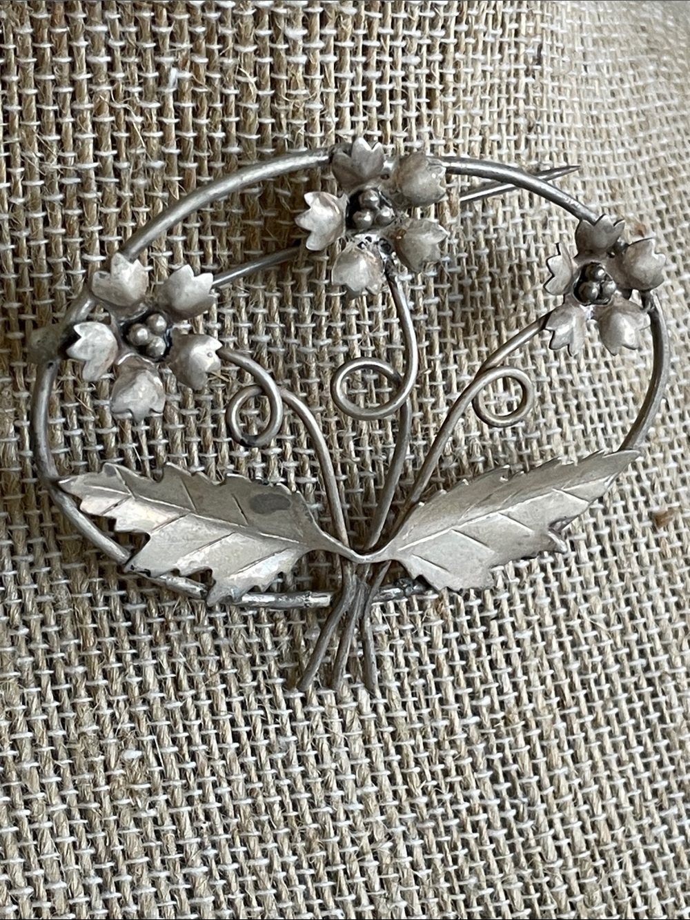 Vintage Floral unpolished Sterling Silver Brooch with Leaf Motif